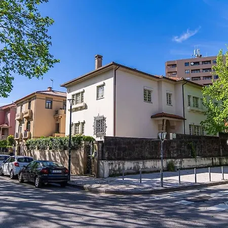 Villa Luxury Near